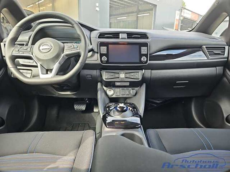 Nissan Leaf N-Connecta e+ 62 kWh Navi 360 Kamera LED ACC Apple CarPlay Android Auto Klimaaut