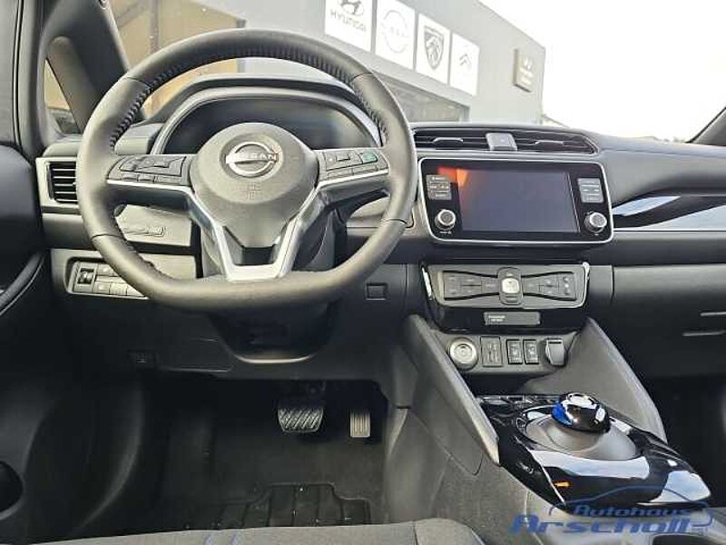 Nissan Leaf N-Connecta e+ 62 kWh Navi 360 Kamera LED ACC Apple CarPlay Android Auto Klimaaut