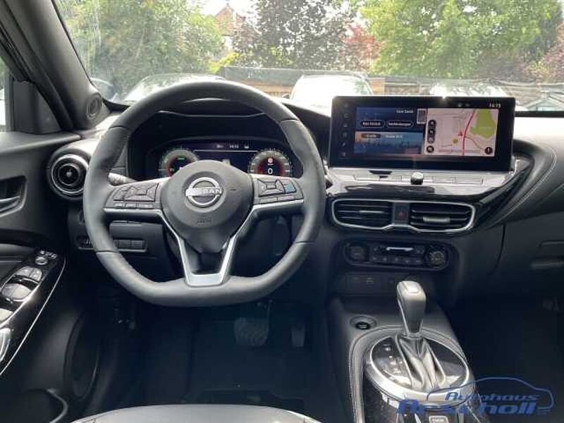 Nissan Juke Tekna Facelift Hybrid Leder Soundsystem Bose 360 Kamera LED ACC Apple CarPlay An