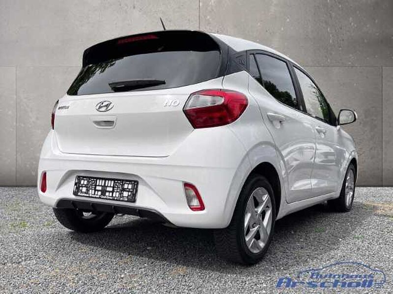 Hyundai i10 1.0 EU6d Edition 30 Apple CarPlay Android Auto DAB SHZ LenkradHZG Spurhalteass.