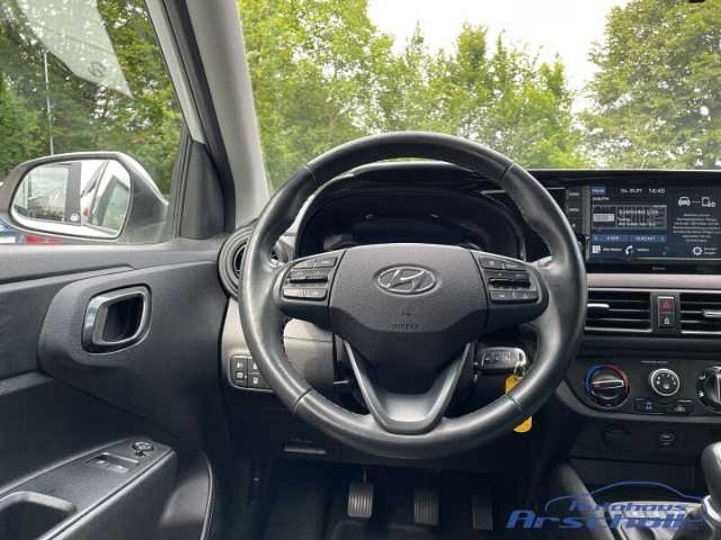 Hyundai i10 1.0 EU6d Edition 30 Apple CarPlay Android Auto DAB SHZ LenkradHZG Spurhalteass.