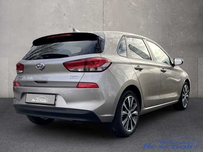 Hyundai i30 YES! Plus EU6d-T T-GDI 1.4 Navi LED Apple CarPlay Android Auto Mehrzonenklima